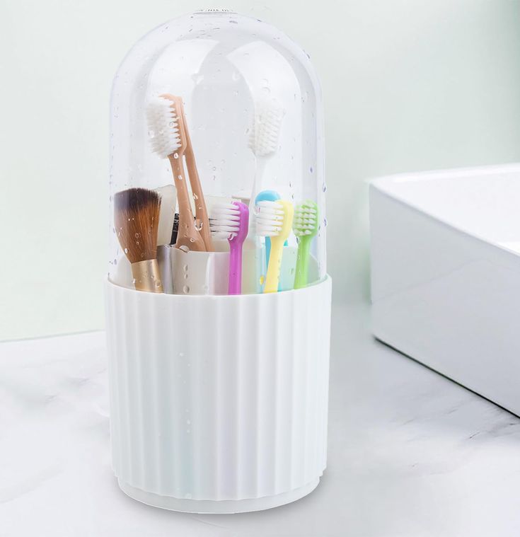 Makeup & Brush Organizer